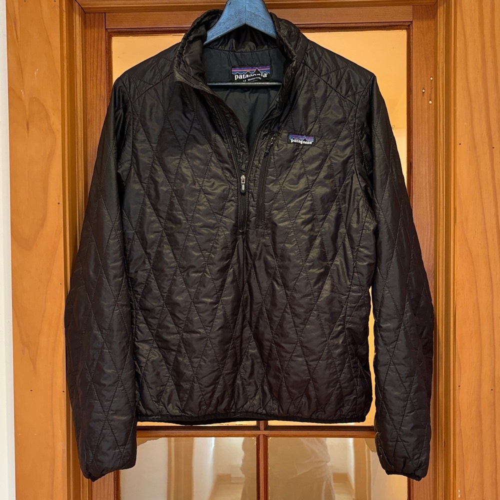 Patagonia Women’s Black Quilted Nano Puff Pullover Puffer Jacket